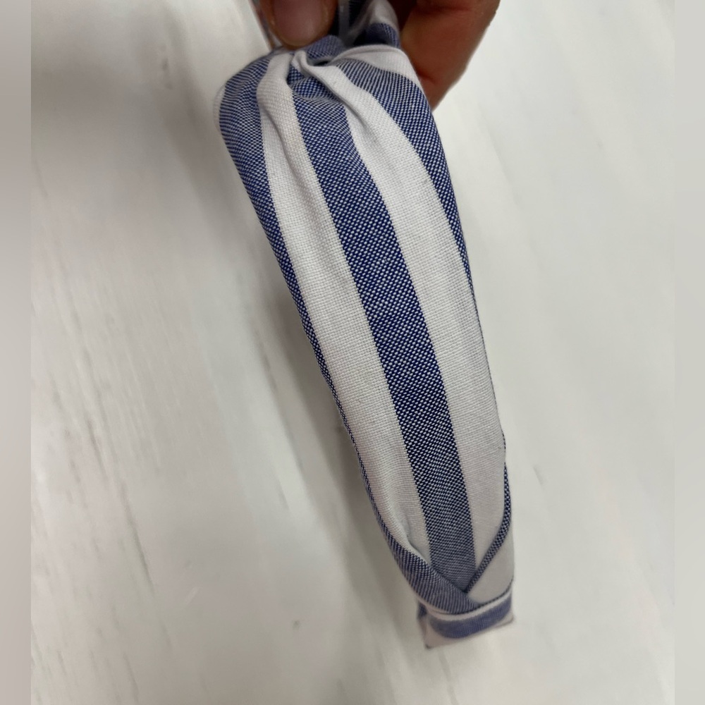 NWT ⚜️💙⚜️ Piper K Gorgeous Blue Striped Headband - Picture 8 of 10